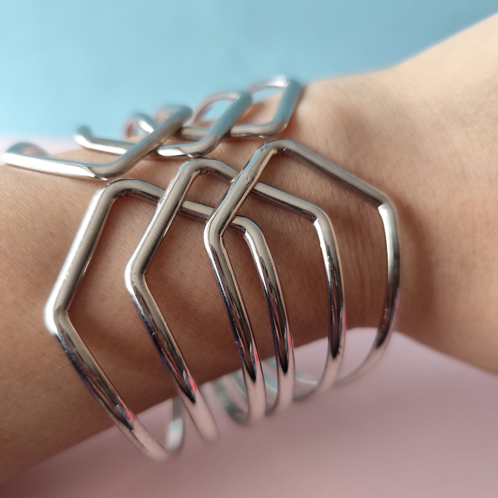 4/$50⭐️Chic Silver Openwork Cuff Bracelet - Picture 6 of 10